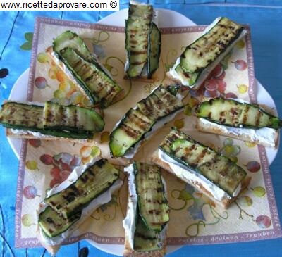 Stuzzichini con zucchine grigliate
